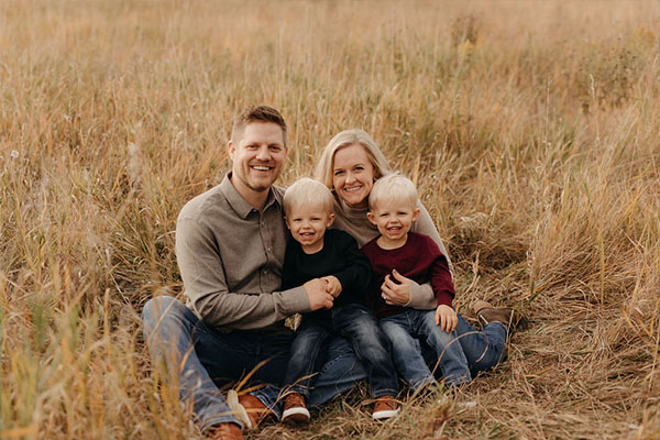 Chiropractor Coon Rapids MN Dillon Sletten With Family